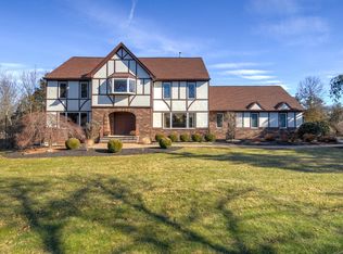828 Atkinson Cir, Hillsborough, NJ 08844