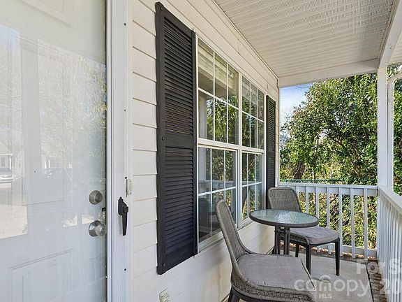 5th image of 1097 Cherry Meadow Ln