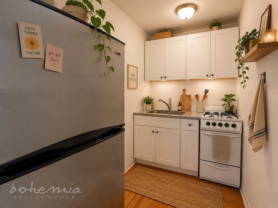 2nd image of 308 W 105th St #B3