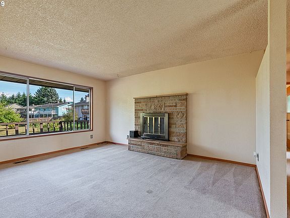 4th image of 186 Beacon Hill Dr