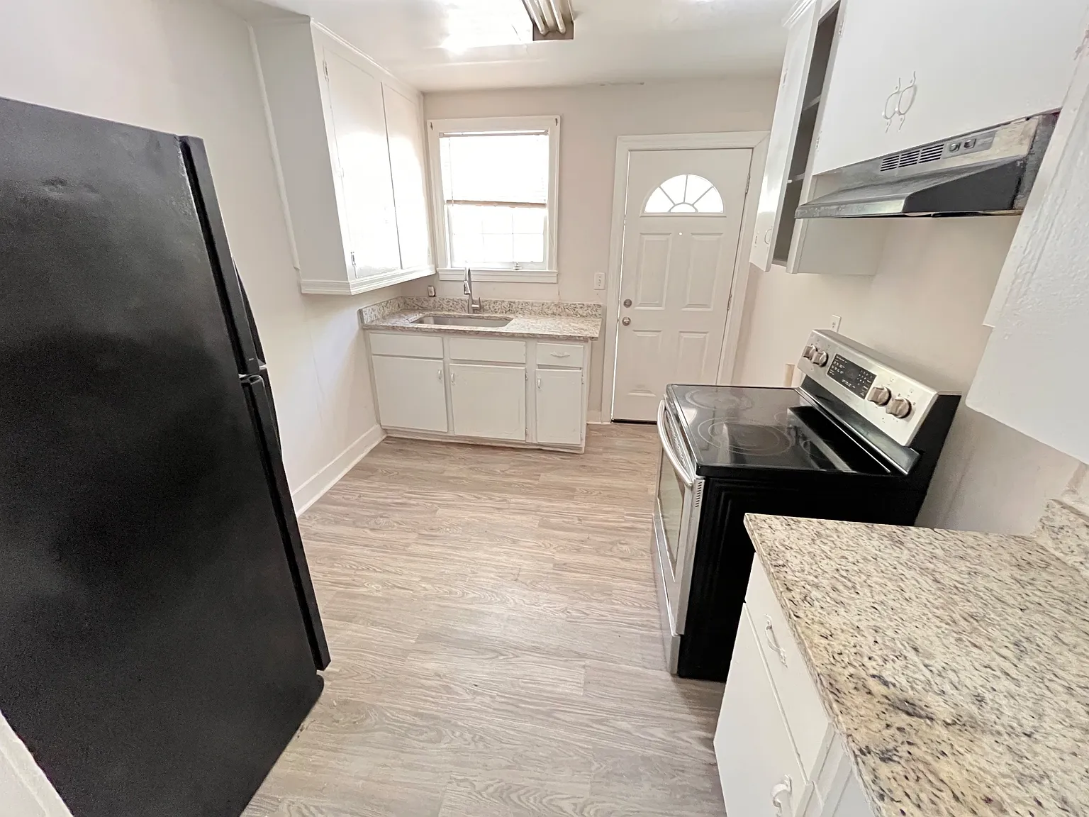 4844 Linden Street - 1 — Photo 1