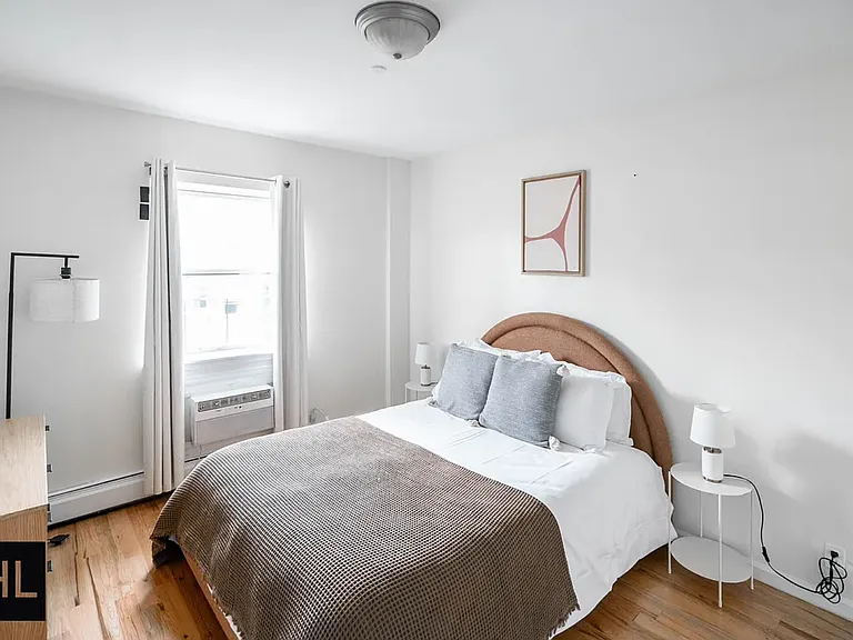 567 Warren St #503 — Photo 11