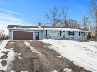 1150 290th Ave NW, Isanti, MN 55040