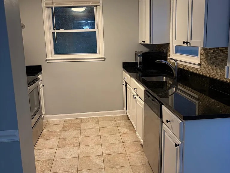 13430 Pinetree Dr — Photo 15