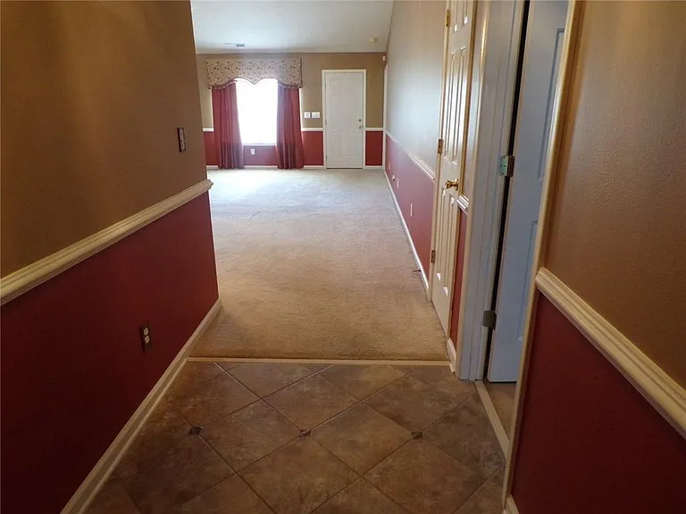 7540 Old Chapel — Photo 9