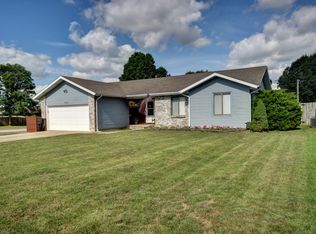 206 S Foster Ave, Springfield, MO 65802
