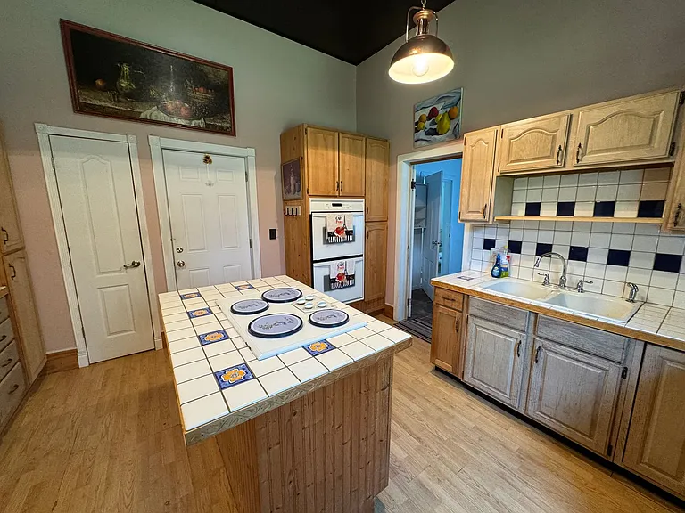 179 NE County Road 255 — Photo 5