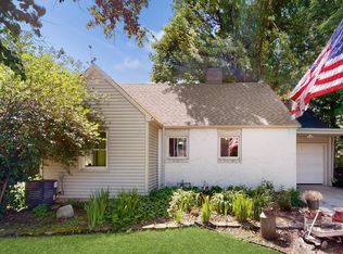 201 S Main St, Walworth, WI 53184