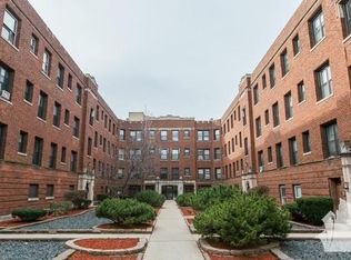 910 W George St #GDNE, Chicago, IL 60657