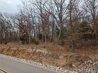 179 Navajo Rd, Lake Ozark, MO 65049