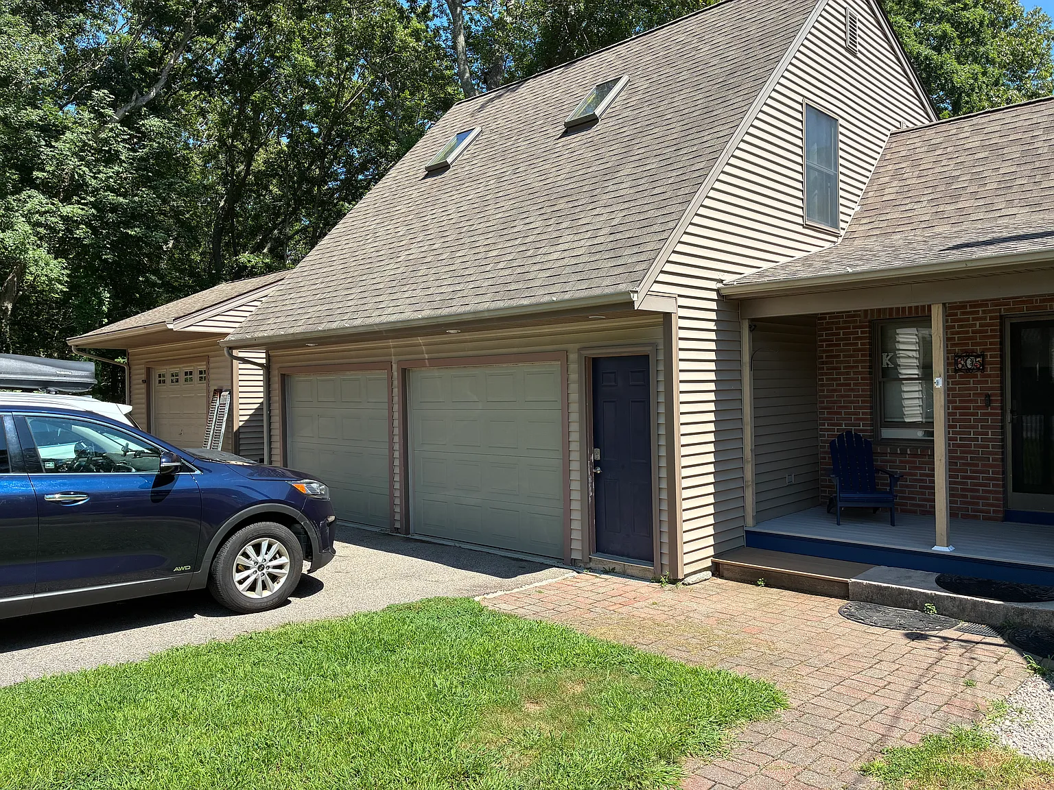 4 bed, 2460 sqft, $3,600 — Photo 2