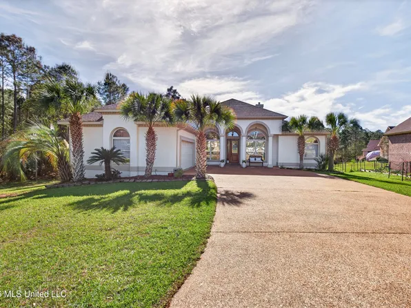 756 Troon Ct, Diamondhead, MS 39525