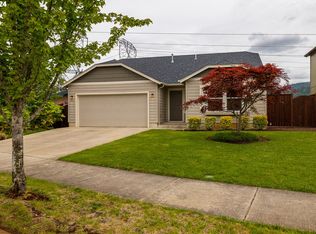941 S 55th St, Springfield, OR 97478