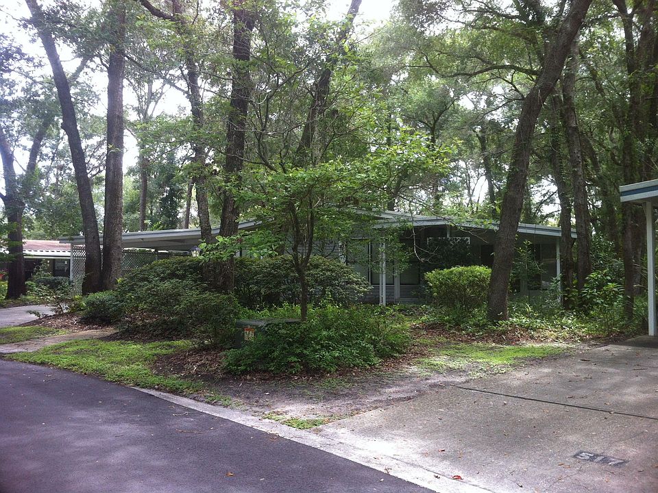2nd image of 515 Leaf Cir