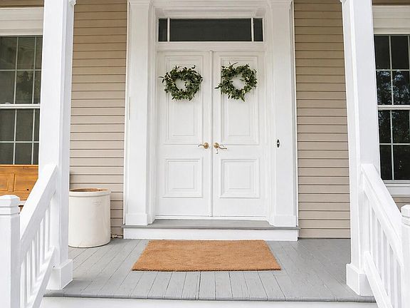 3rd image of 263 Maple Lane