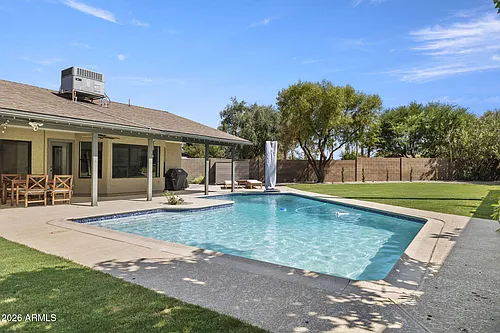 2601 E Sahuaro Dr Photo 1 2601 E Sahuaro Dr Photo 1