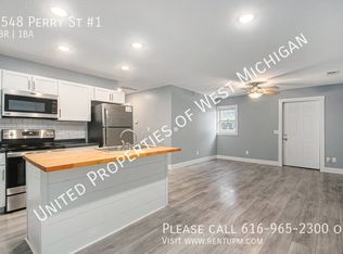 3548 Perry St #1, Hudsonville, MI 49426
