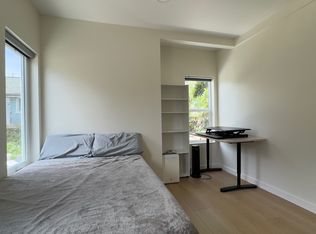 6115 Fremont St #B, Emeryville, CA 94608