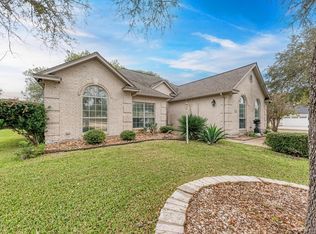 1610 Meadow Ln, Lockhart, TX 78644