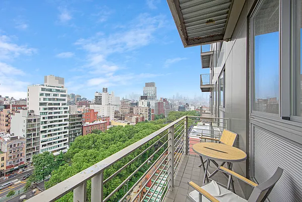 Sold by Oxford Property Group | media 12