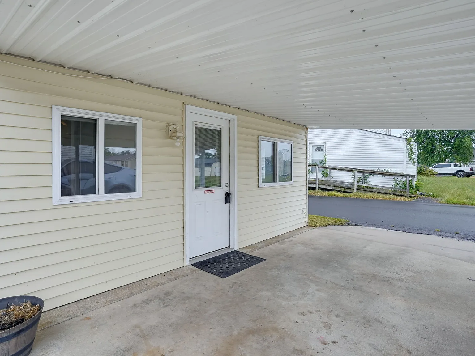 3 bed, 1446 sqft, $1,750 — Photo 3