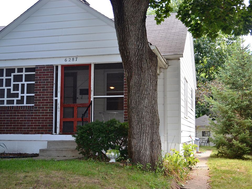 Front of home with the front porch.
