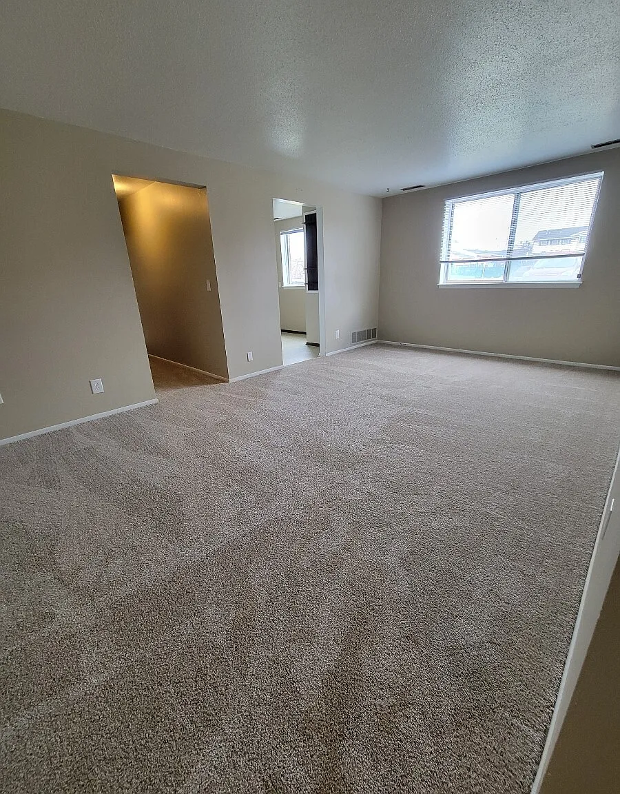 Tecumseh Apartments — Photo 1