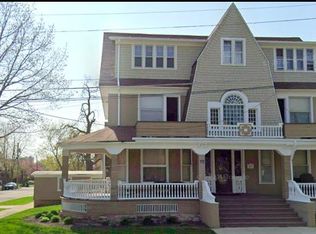 70 S Chapel St APT 3N, Elgin, IL 60120