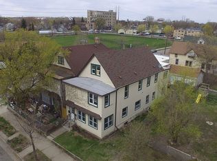 203 20th Ave NE, Minneapolis, MN 55418