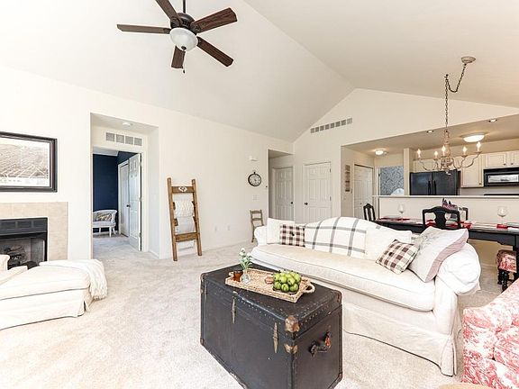 5th image of 3151 Primrose Ln