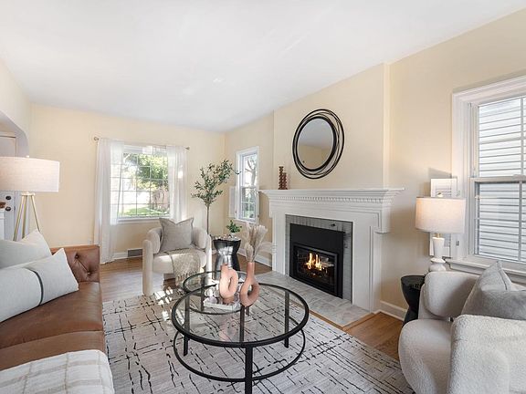 5th image of 3014 S 45th STREET