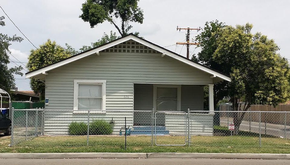 1st image of 626 W Neville St