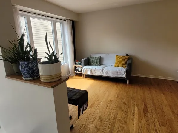 238 Claridge Dr, Ottawa, ON K2J 5H1