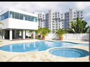 E 109 Condominio Polaris, Carolina, PR 00987