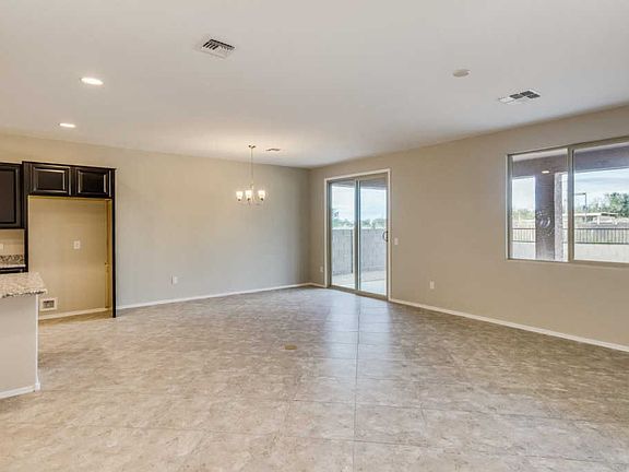 5th image of 4976 W Willow Blossom Pl