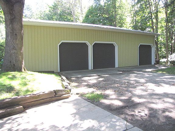 2nd image of 1937 Township Road 1215