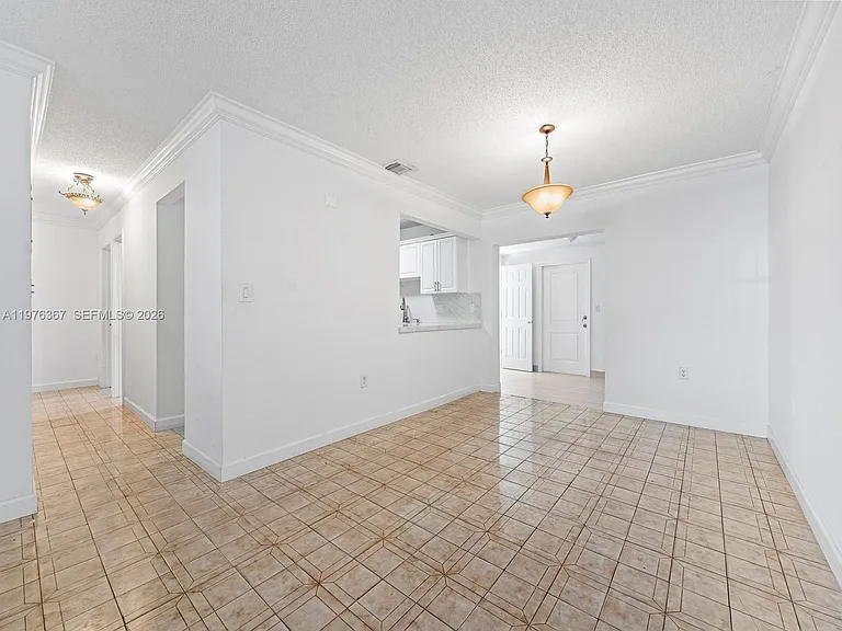 7121 SW 102nd Ct — Photo 4