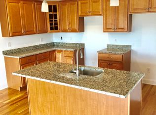 146 S Main St #10, Newtown, CT 06470