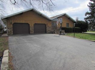 200 Worner St, Green Valley, IL