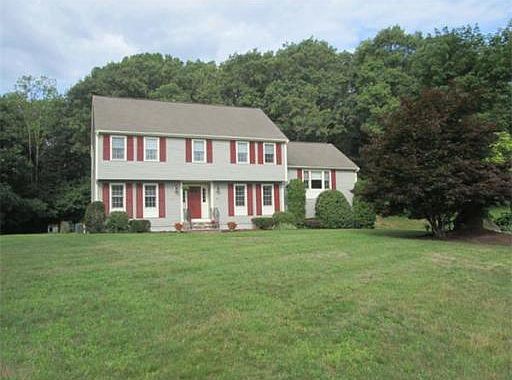 2nd image of 14 Paulornette Cir