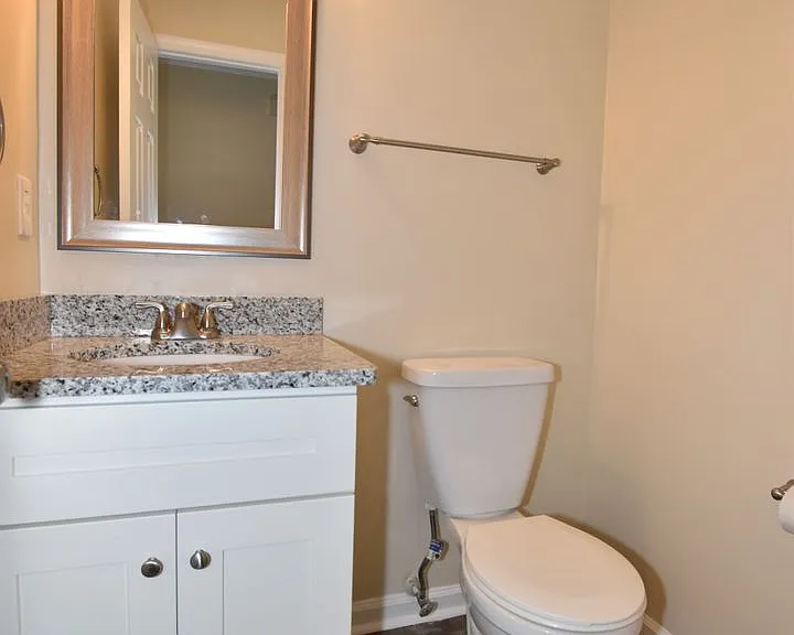 67 King George Quay — Photo 12