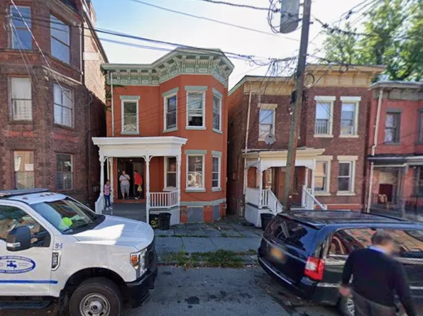 40 Lutheran St APT 2, Newburgh, NY 12550