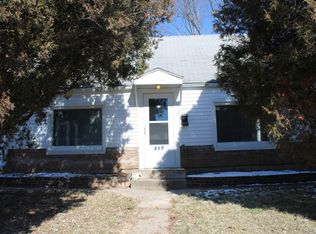 317 W Hickory St, Chillicothe, IL 61523