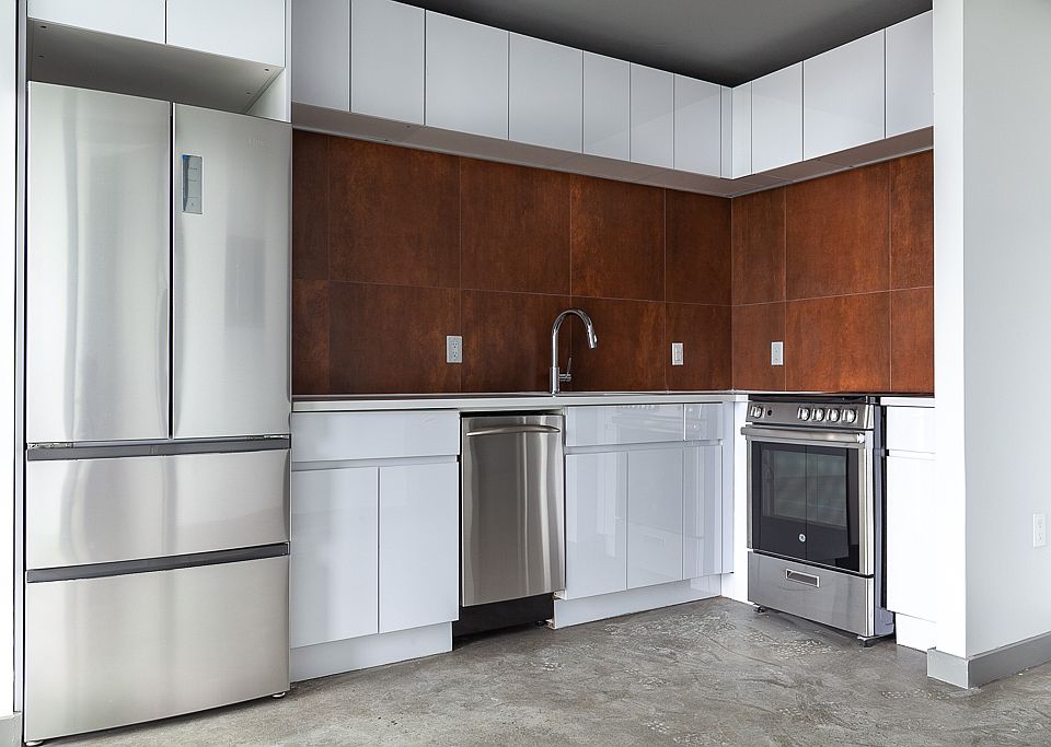 1st image of 410 Tompkins Ave #7BB