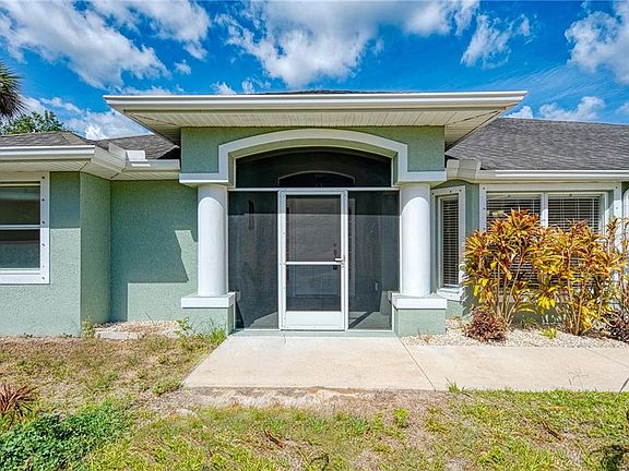 3rd image of 4514 Merriam Ln
