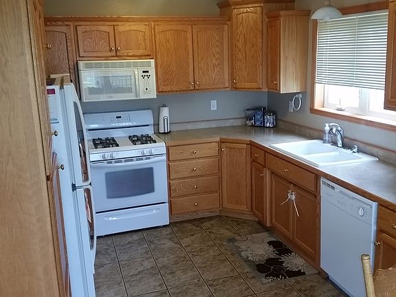 4th image of 2906 7th Ave N