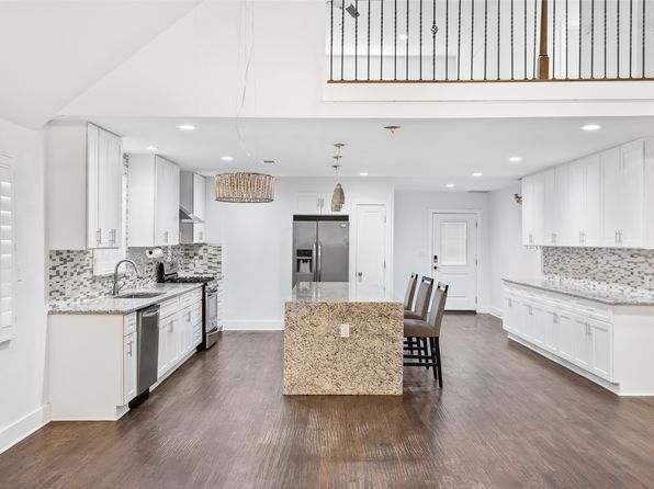 Additional property image - 926 S Waverly Dr, Dallas, TX 75208