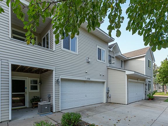 4th image of 547 Woodduck Dr Unit B