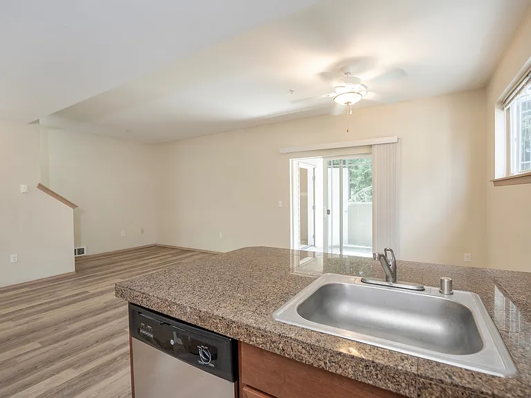 3x2 Townhome w/Garage - 1280 sq ft 3x2 Townhome w/Garage - 1280 sq ft