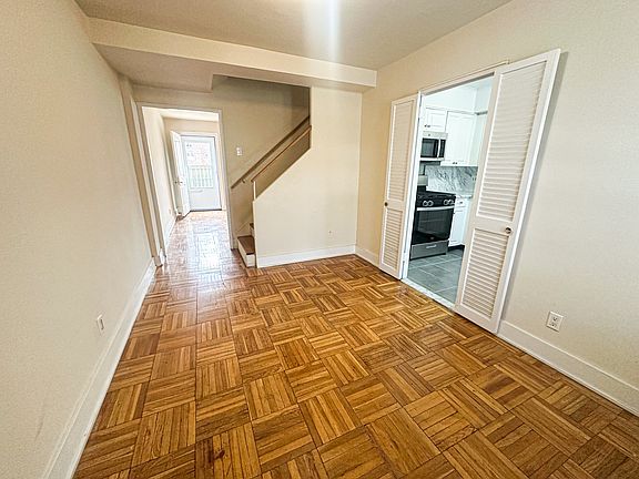 3rd image of 194-30 65th Cres